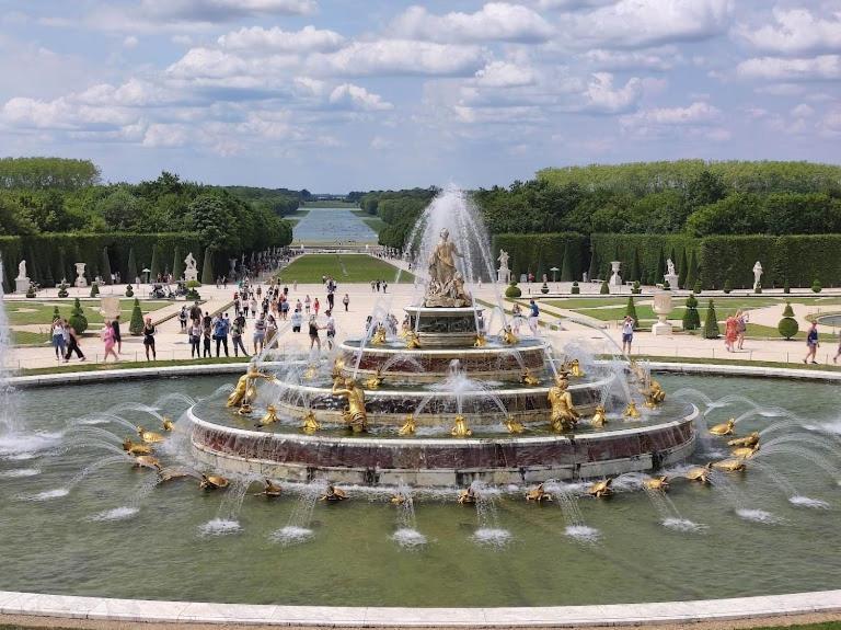 A Versailles, 2 A 4 Pers, Avec Parking Appartamento *